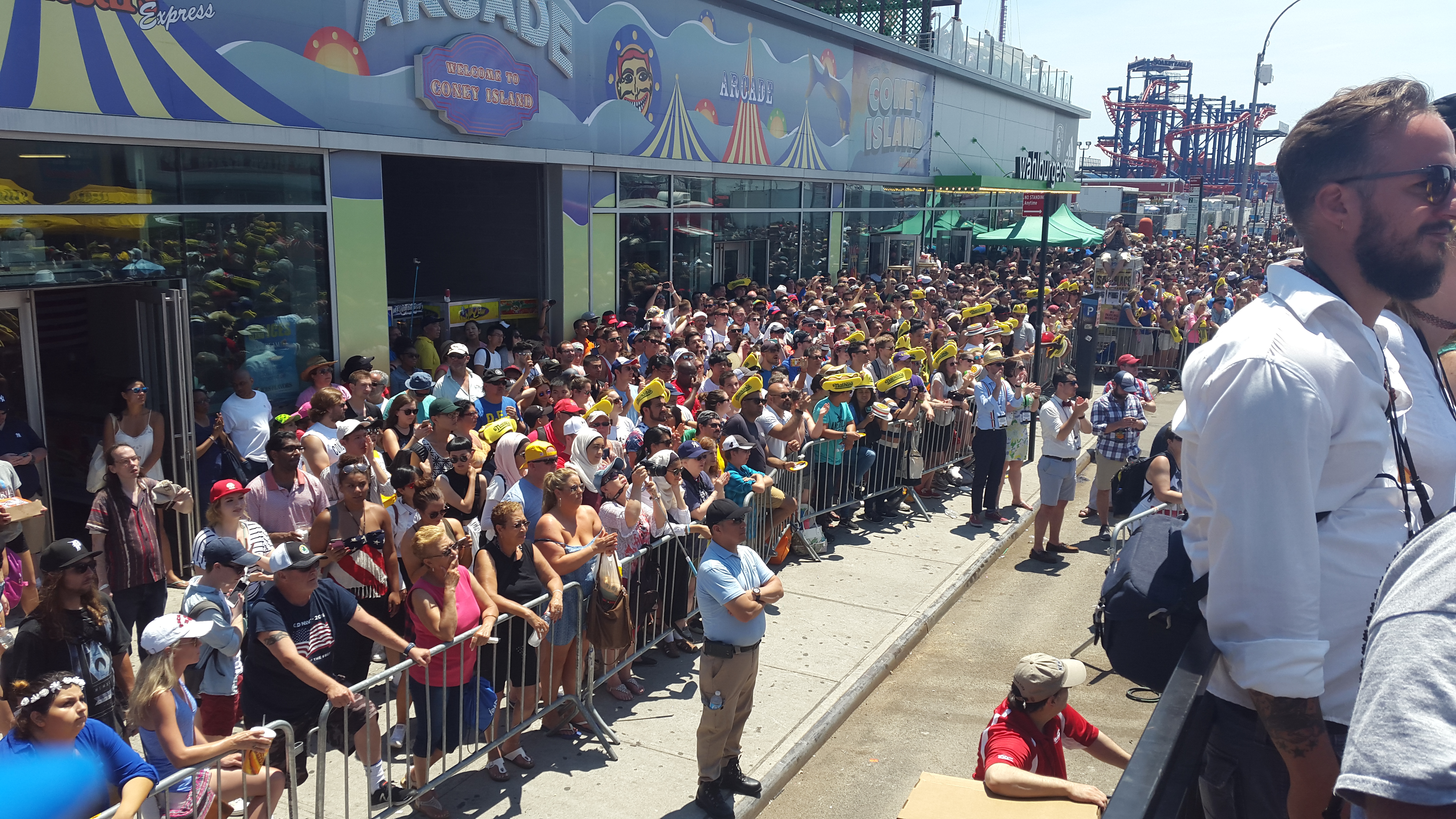 Nathan’s Famous Hot Dog Eating Contest. Foto Hans Klis