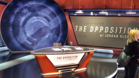 De set van The Opposition with Jordan Klepper. Foto Hans Klis